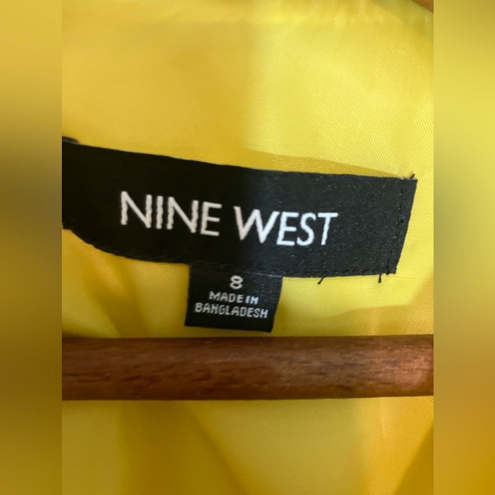 Nine West sleeveless dress, pockets, beautiful yellow, excellent condition, 8 - Picture 3 of 3